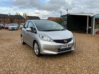 2015 Honda Jazz 1.4 i-VTEC ES Plus 5dr HATCHBACK Petrol Manual