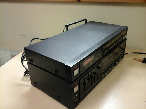 Vintage FISHER AM / FM STEREO SYNTHESIZER TUNER  FM-58