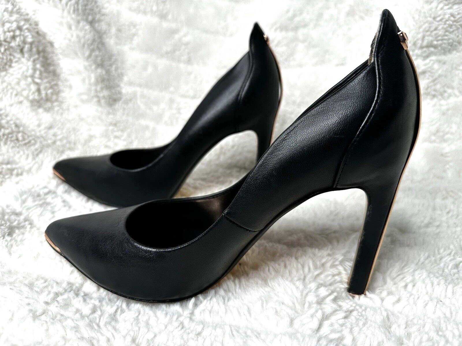 TED BAKER London Melissa Black Leather Rose Gold Bow High TED BAKER London Melissa Black Leather Rose Gold Bow High