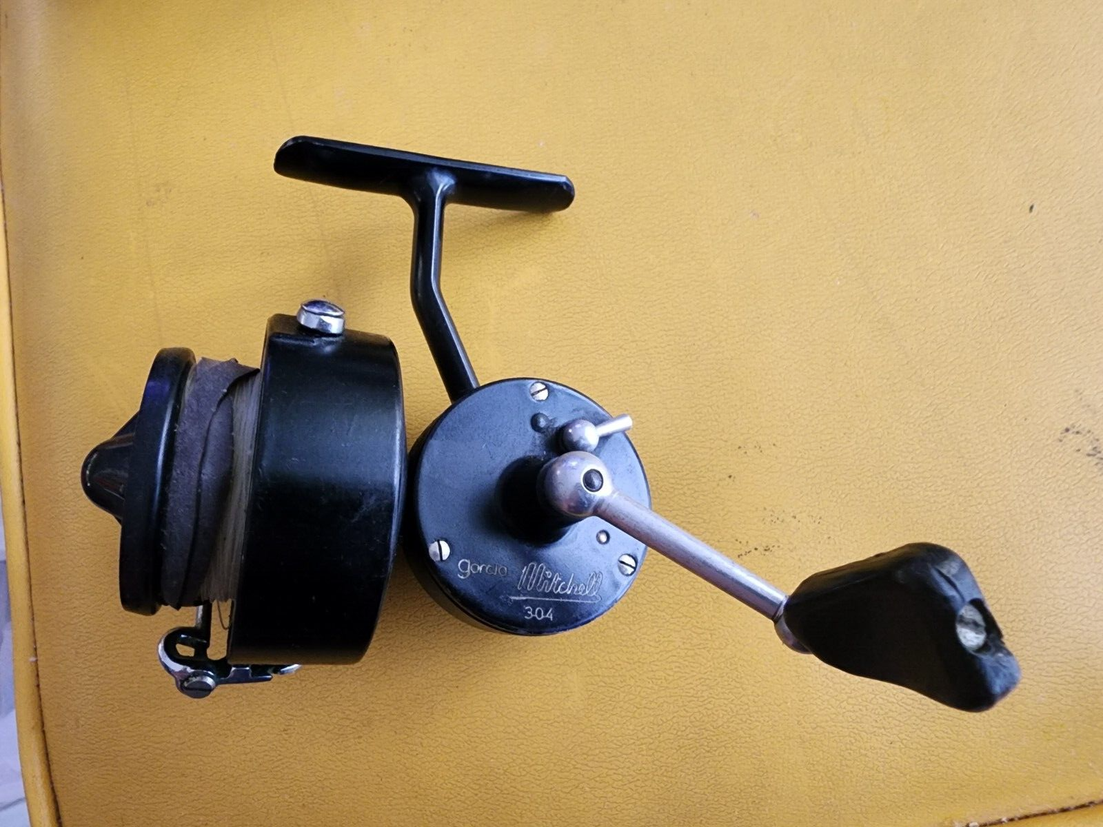 Vintage Mitchell CAP 304 Spinning Reel Good Working Vintage Mitchell CAP 304 Spinning Reel Good Working