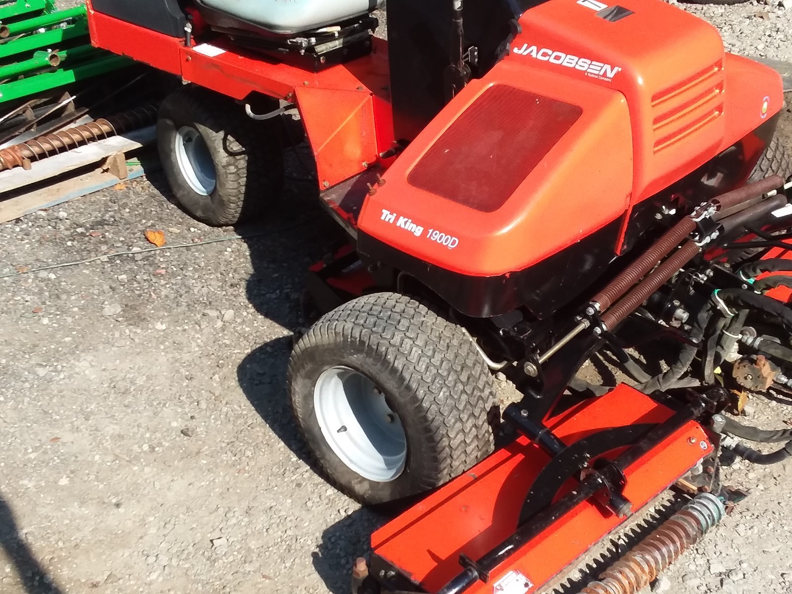 Jacobsen 1900D Trim Mower w/ 30