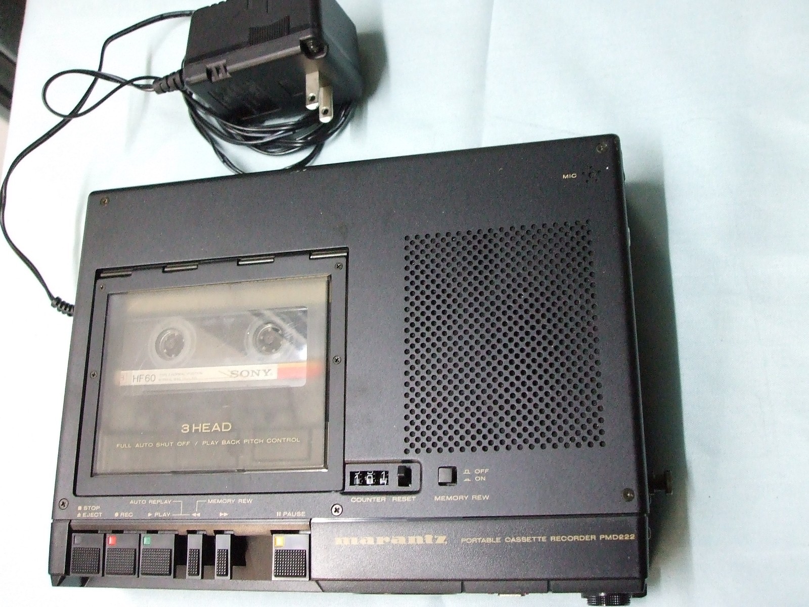 Marantz PMD222 Professional portable Cassette / Tape Cassette Recorder