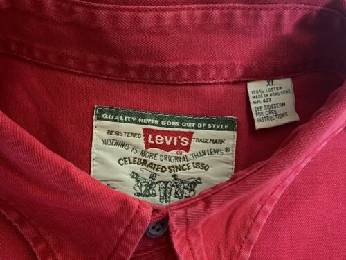 VTG Levis Denim Shirt Mens XL Red Heavy Cotton Metal Button VTG Levis Denim Shirt Mens XL Red Heavy Cotton Metal Button