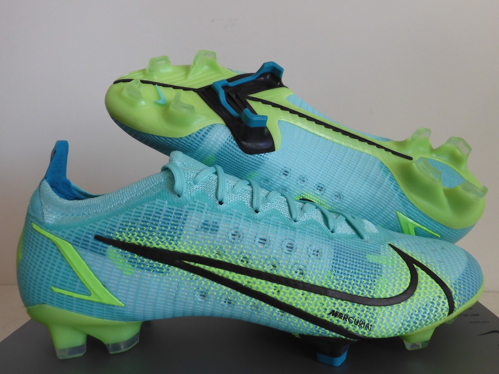 値下げレアNike Mercurial VAPOR14 ELITE HG青 Nike Mercurial Vapor 14 Elite HG Hard Ground Soccer Shoes
