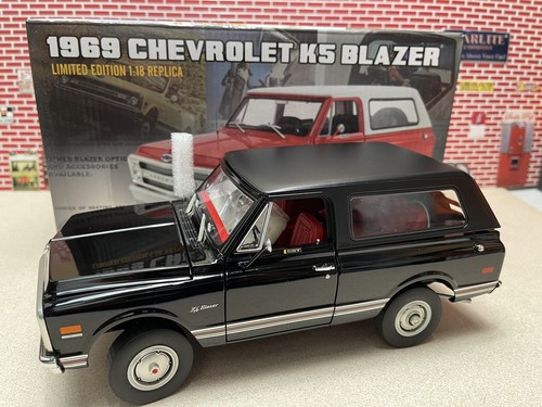 ACME 1/18 Chevrolet K5 Blazer シボレー ブレイザー ACME 1/18 - CHEVROLET K5 Blazer - 1971 - Five Diecast