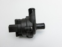 Mercedes W176 A200 12-15 1,6 115KW Umwelzpumpe Heizung Pumpe Mercedes W176 A200 12-15 05.11.2012 A2048350364... Vorschau 4