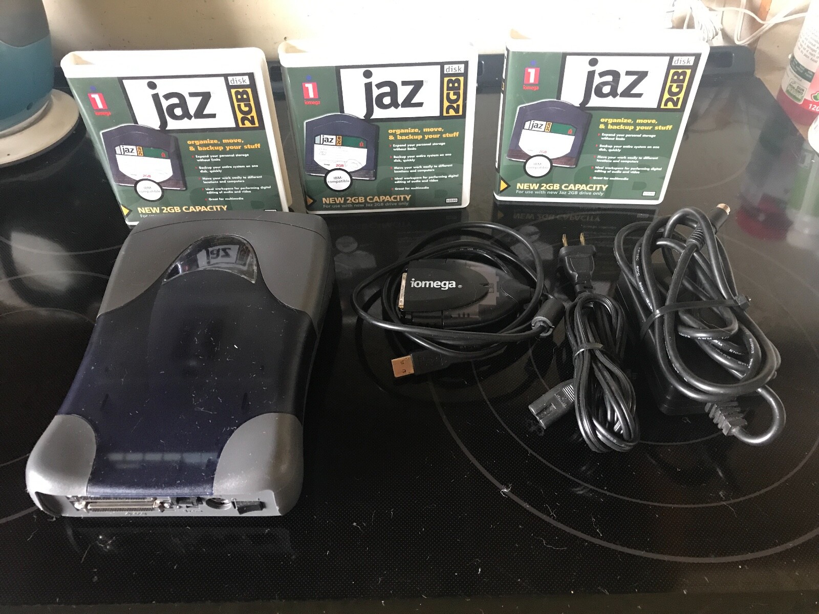 Iomega Jaz 2 GB External Hard Drive V2000S & SCSI & USB Adapter cable 3
