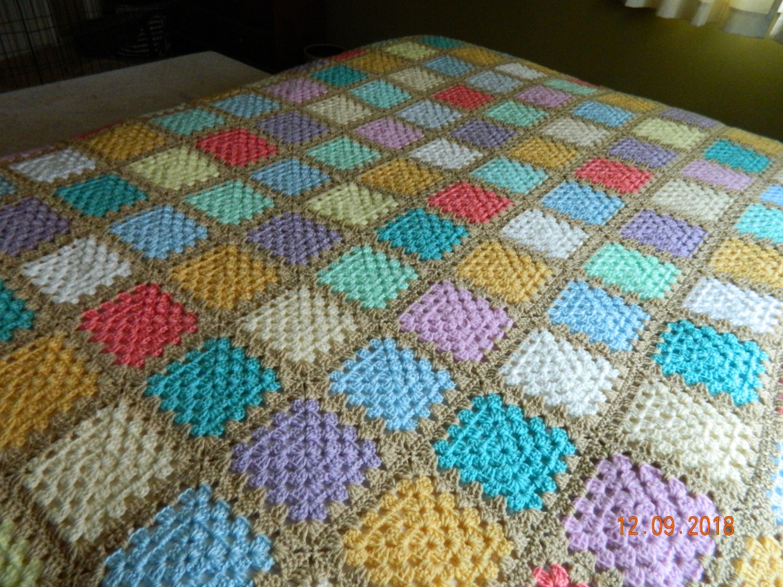 KING Size Granny Square Bedspread, Comforter, Bright pastels, Handmade, NEW
