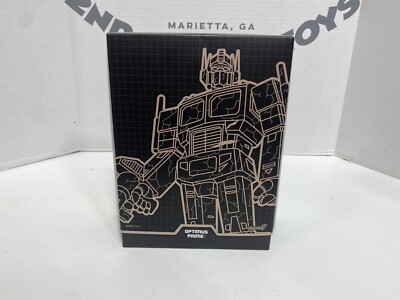 Transformers Super 7 Ultimates Dead Optimus Prime