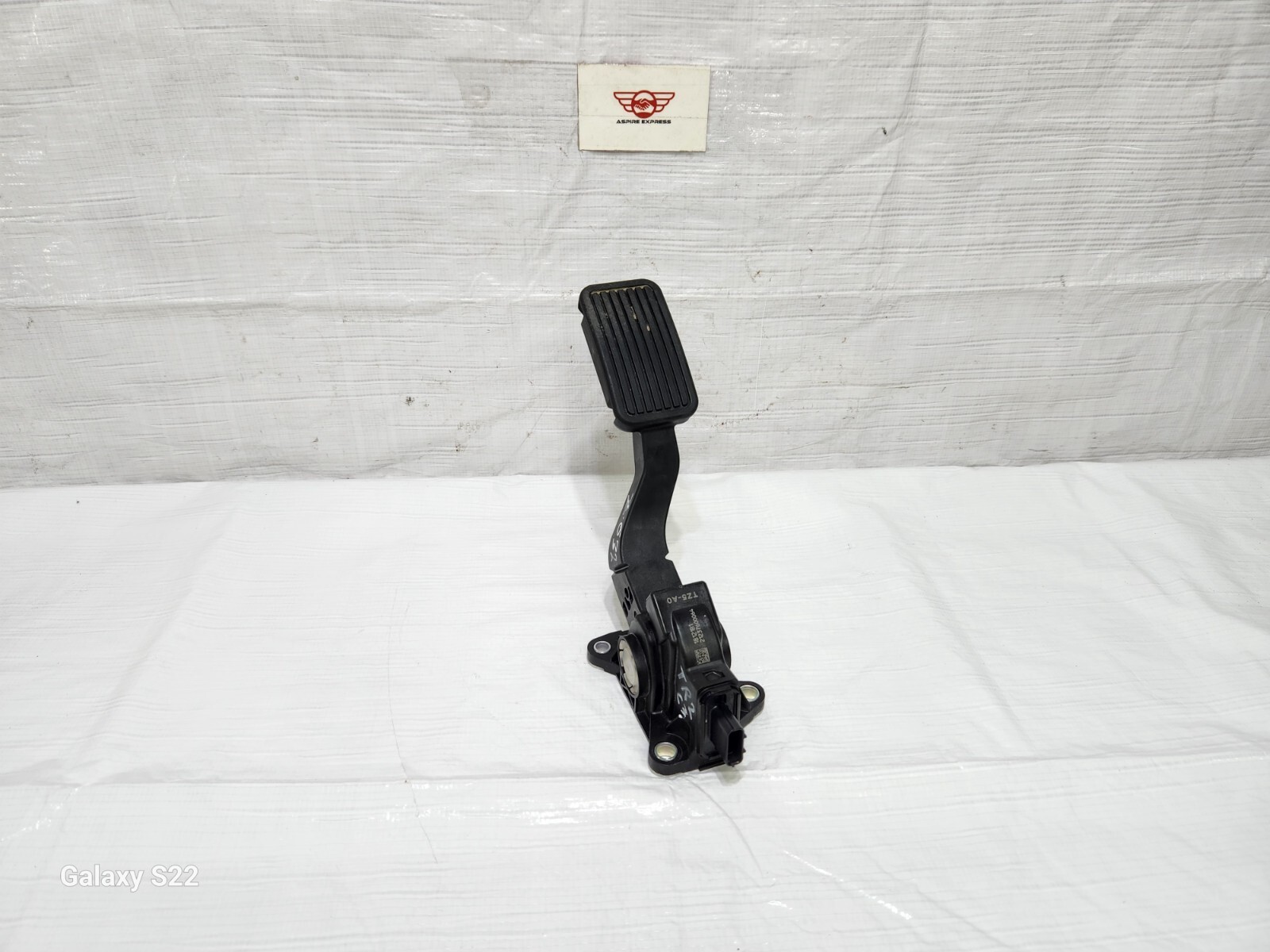 2017-2020 Acura MDX Gas Accelerator Pedal OEM 17800 TZ5 A02