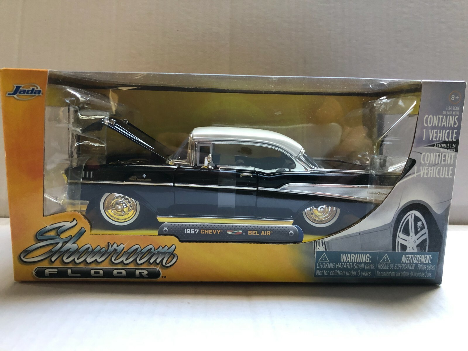 JADA SHOWROOM FLOOR 1957 CHEVY BEL AIR BLACK 2T 1:24 DIECAST