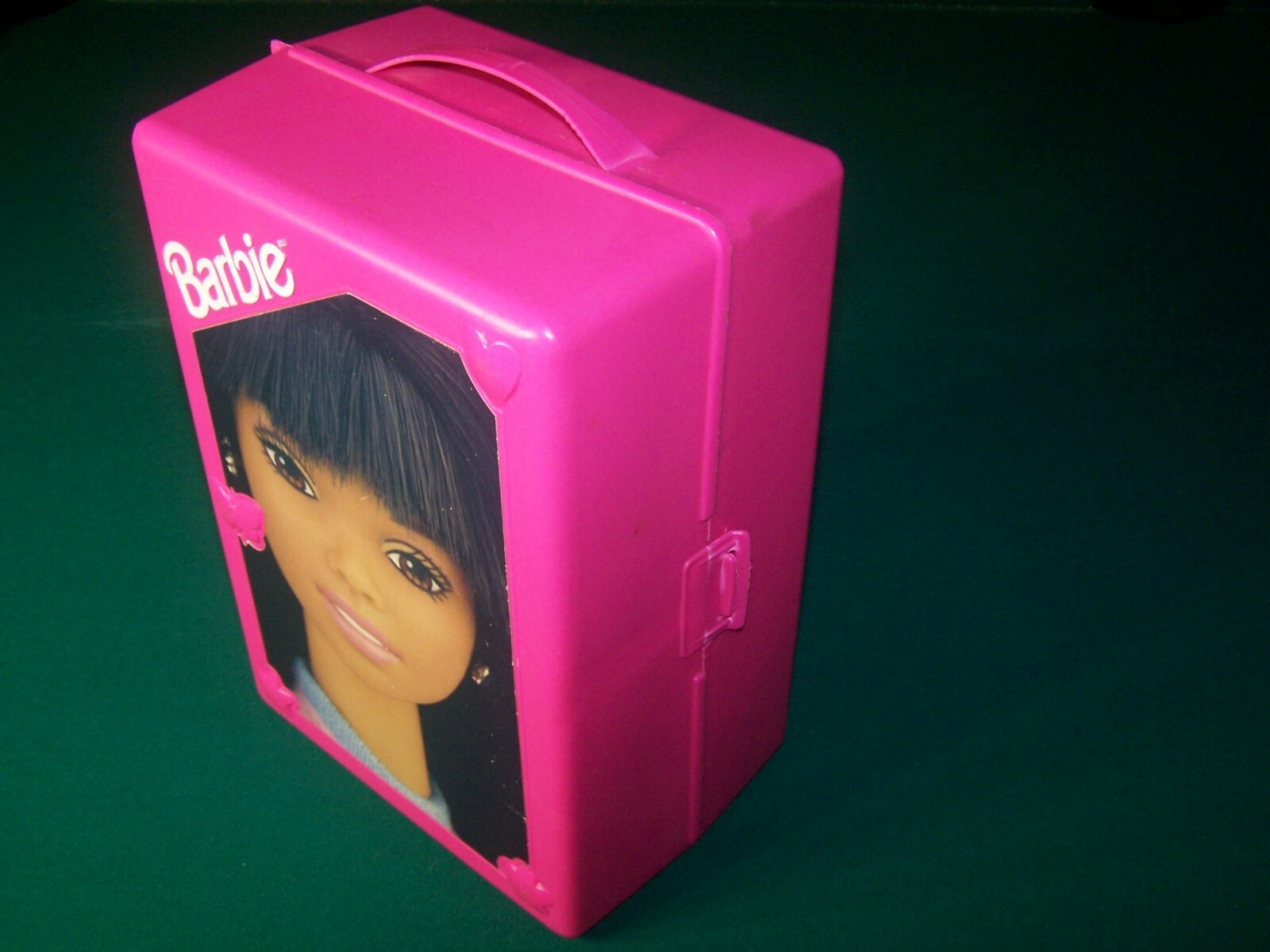 Mattel Inc. Barbie Carry Case / Closet Case Tara Toys Corp. 1998 USA