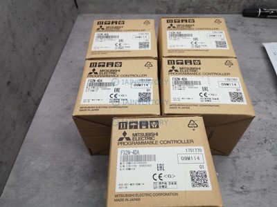 1PC NEW In Box Mitsubishi FX2N-4DA Programmable Controller Fast Shipping