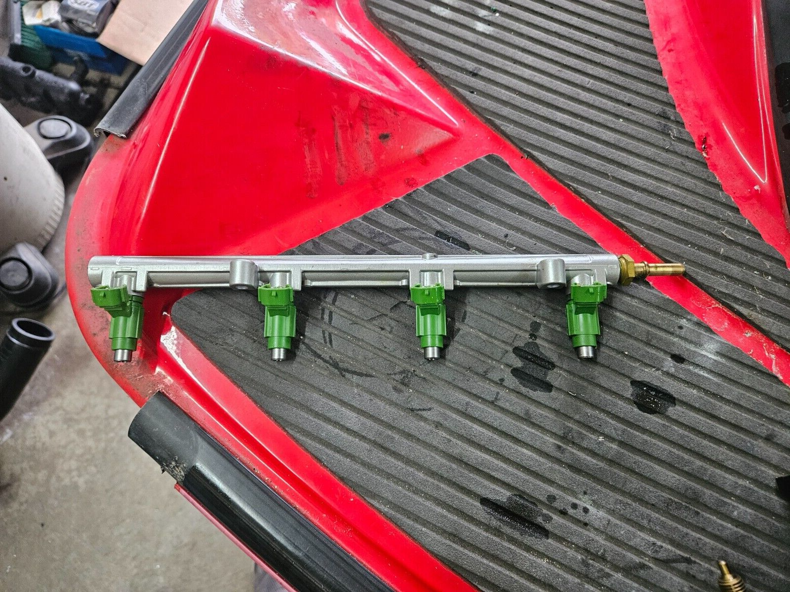 2007-2010 Kawasaki Ultra 250X Fuel Rail & Injectors 260X 260 2007-2010 Kawasaki Ultra 250X Fuel Rail & Injectors 260X 260