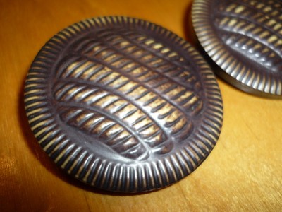 2 VINTAGE LARGE  BUTTONS - PRESSED  DESIGN - BROWN AND BEIGE 2