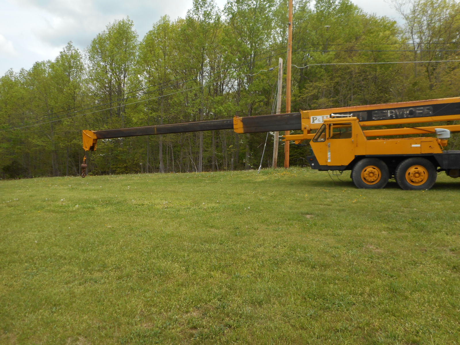 P & H T-300 60,000 LBS TRUCK CRANE CUMMINS DIESEL 30 TON LIFT