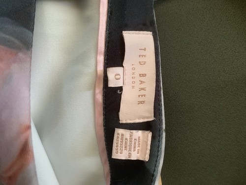 TED BAKER Laylie Chelsea Print Pencil Skirt 0