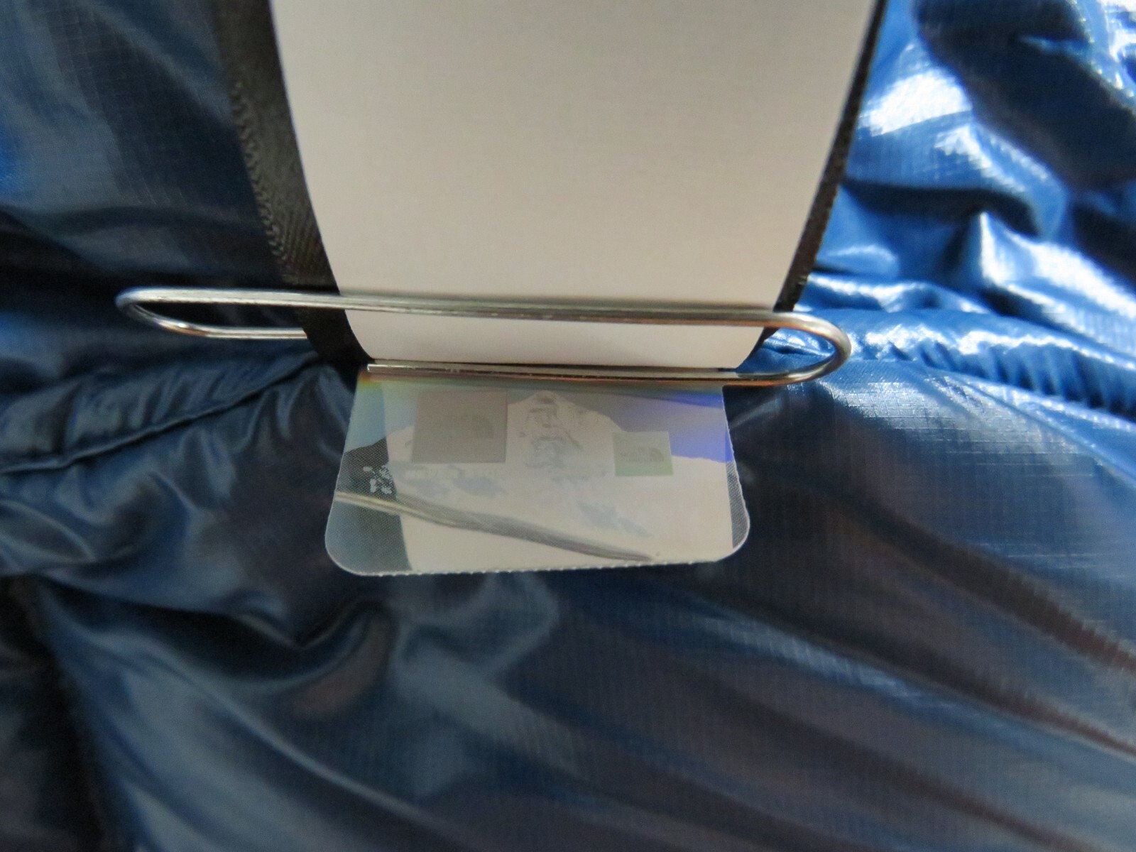 THE NORTH FACE WOMENS THE NORTH FACE NUPTSE BELT LONG 700-DOWN INSULATED HOODED JACKET BLUE