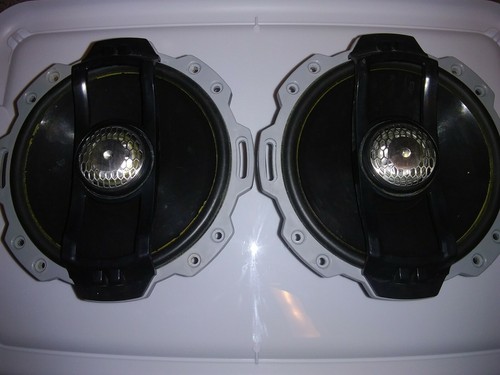 Used Rockford Marine M282 and M262 speakers with R300/4 amp