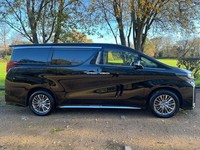 Toyota Alphard 2.5 PETROL HYBRID EXECUTIVE LOUNGE Petrol/Electric Hybrid Automat
