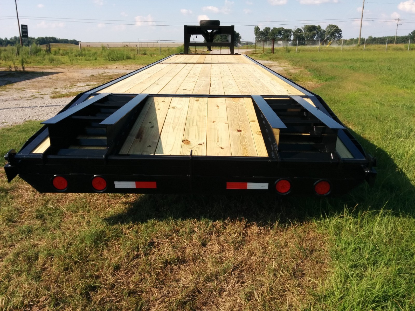 New Gooseneck 30+5 Deckover 14,000GVW 7k