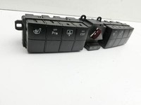Mercedes C209 CLK 280 05-09 Schalter Warnblinkschalter Sitzheizung Mercedes C209 CLK 280 05-09 01.12.2006... Vorschau 2
