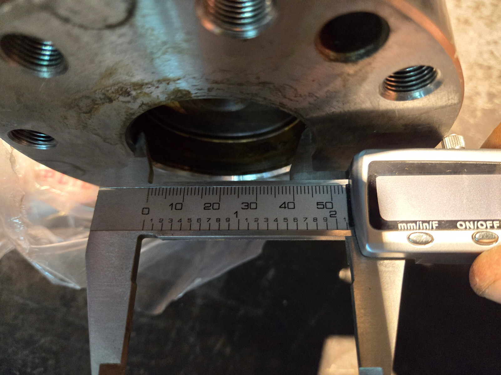 REMAN CUMMINS 6.7L CRANKSHAFT 4935613 POLISHED SONOFLUXED COMPLETE W GEAR - Picture 4 of 12
