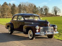 1941 Cadillac Series 61, flat head V8, manual.