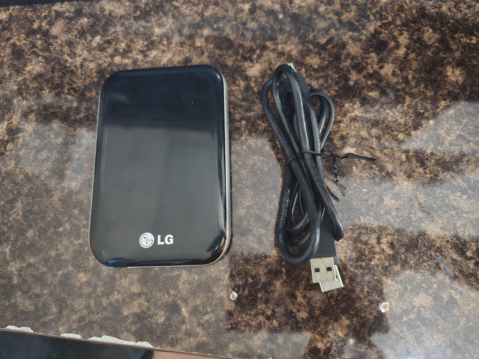 External 320GB Hard Drive LG HXD5 w USB Cable 2.5 External 320GB Hard Drive LG HXD5 w USB Cable 2.5