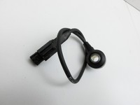 Mercedes W176 A200 12-15 Klopfsensor Sensor Mercedes W176 A200 12-15 05.11.2012 A0071530428 gebraucht Vorschau 2