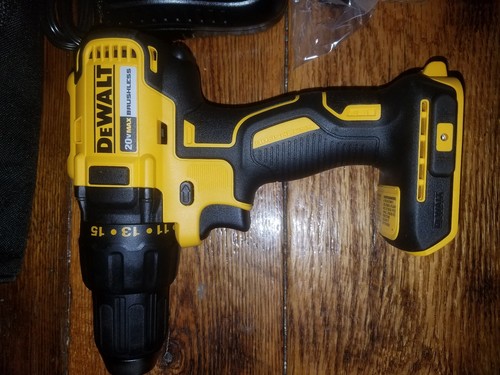 DEWALT 20V MAX Li-Ion Compact Brushless Drill Driver Kit DCD777C2 Recon