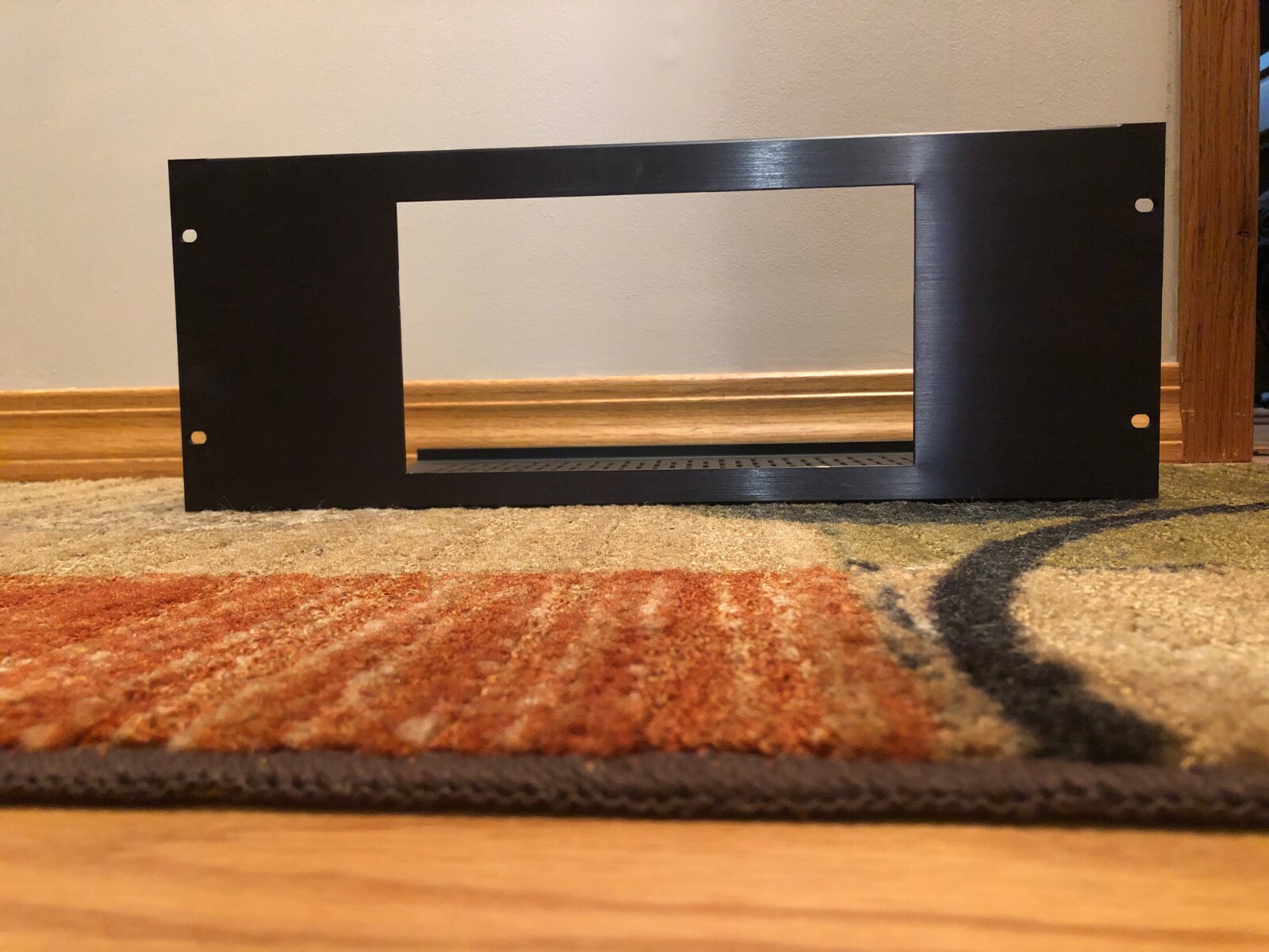 Middle Atlantic 4U Custom Rack Shelf For VSP Labs AmpのeBay公認海外通販｜セカイモン