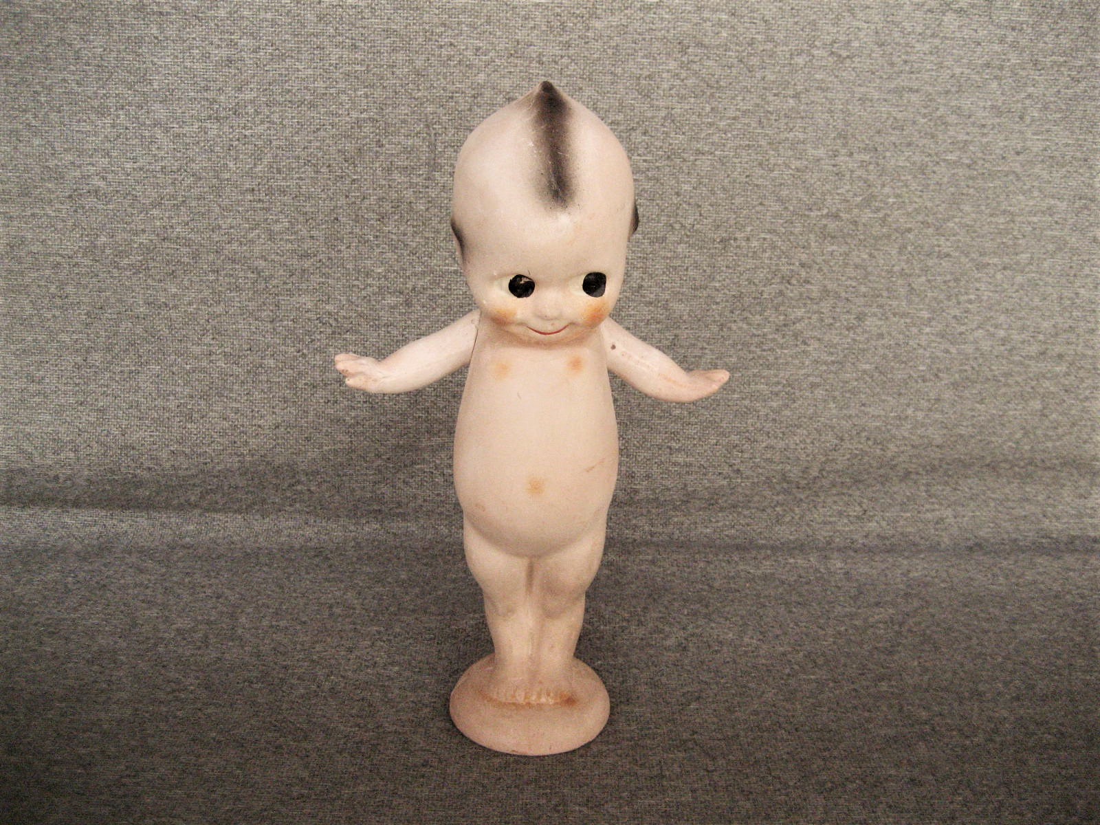 ANTIQUE VINTAGE CHALKWARE KEWPIE DOLL WITH WINGS 13