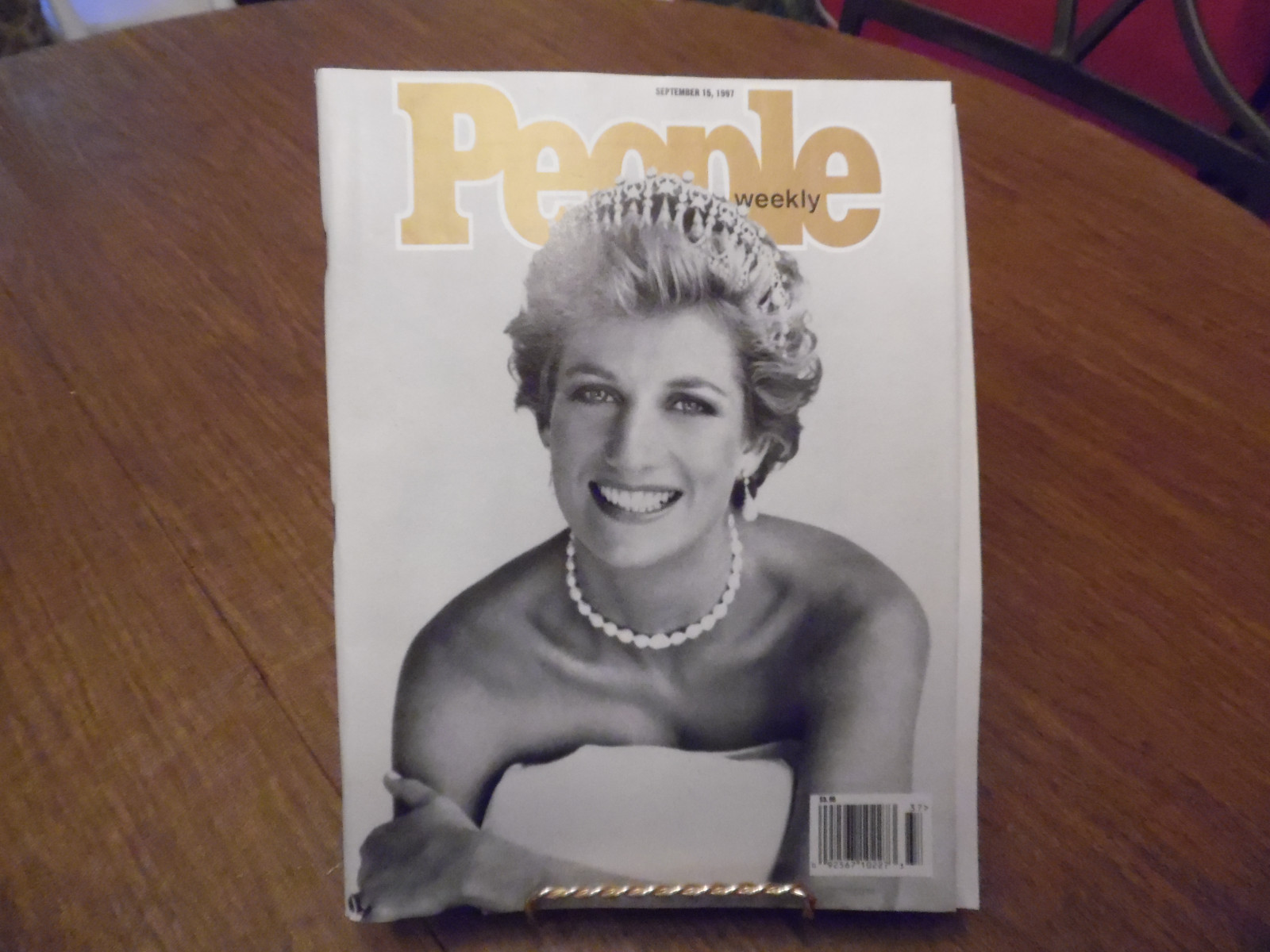 Lot of 6 Princess Diana Magazines