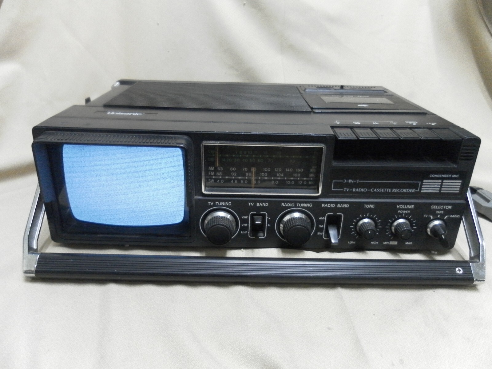 ラジオ・コンポ National TV/RADIO/CASSETTE RECORDER National RX-FM30F Boombox Cassette Player Radio Tape