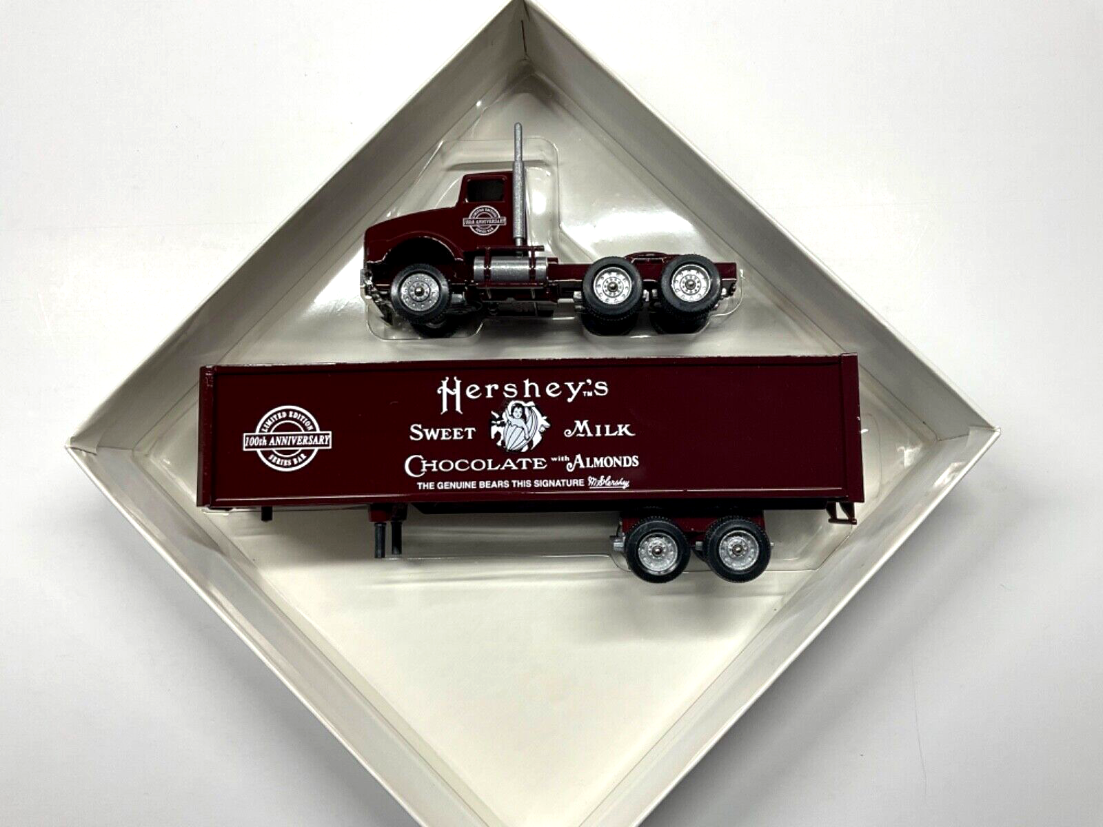 Hershey's Milk Chocolate 100th Anniversary 1994 Winross 1/64th