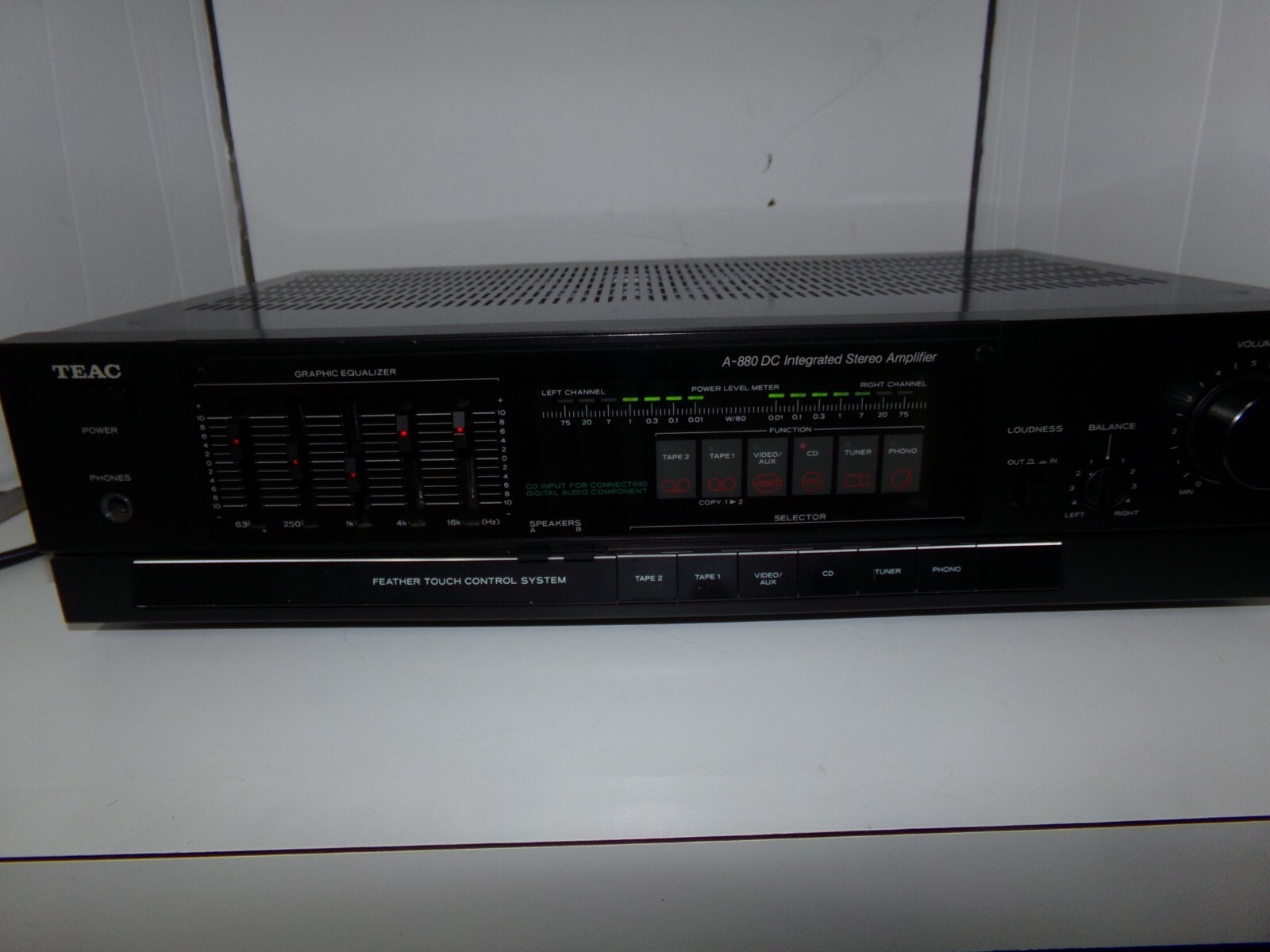 TEAC AV-400 オーディオ機器 TEAC AV-400 オーディオ機器