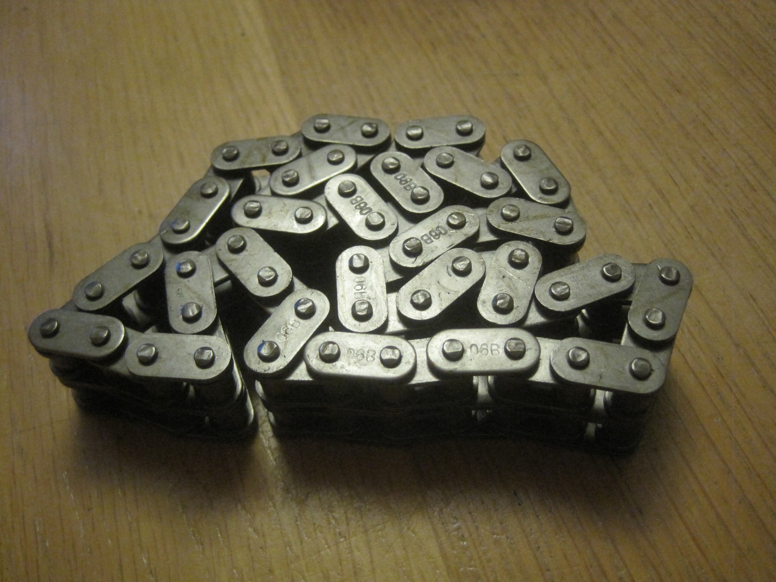 FORD CONSUL,ZEPHYR ZODIAC mk2 mk3  new timing chain