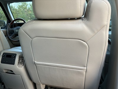 image 17 of interior