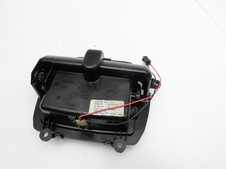 BMW 525d F10 13-17 Ablagefach Staufach BMW 525d F10 13-17 27.02.2014 51169206347 51.16-9206347-09 9206347 82031001... Bild 4