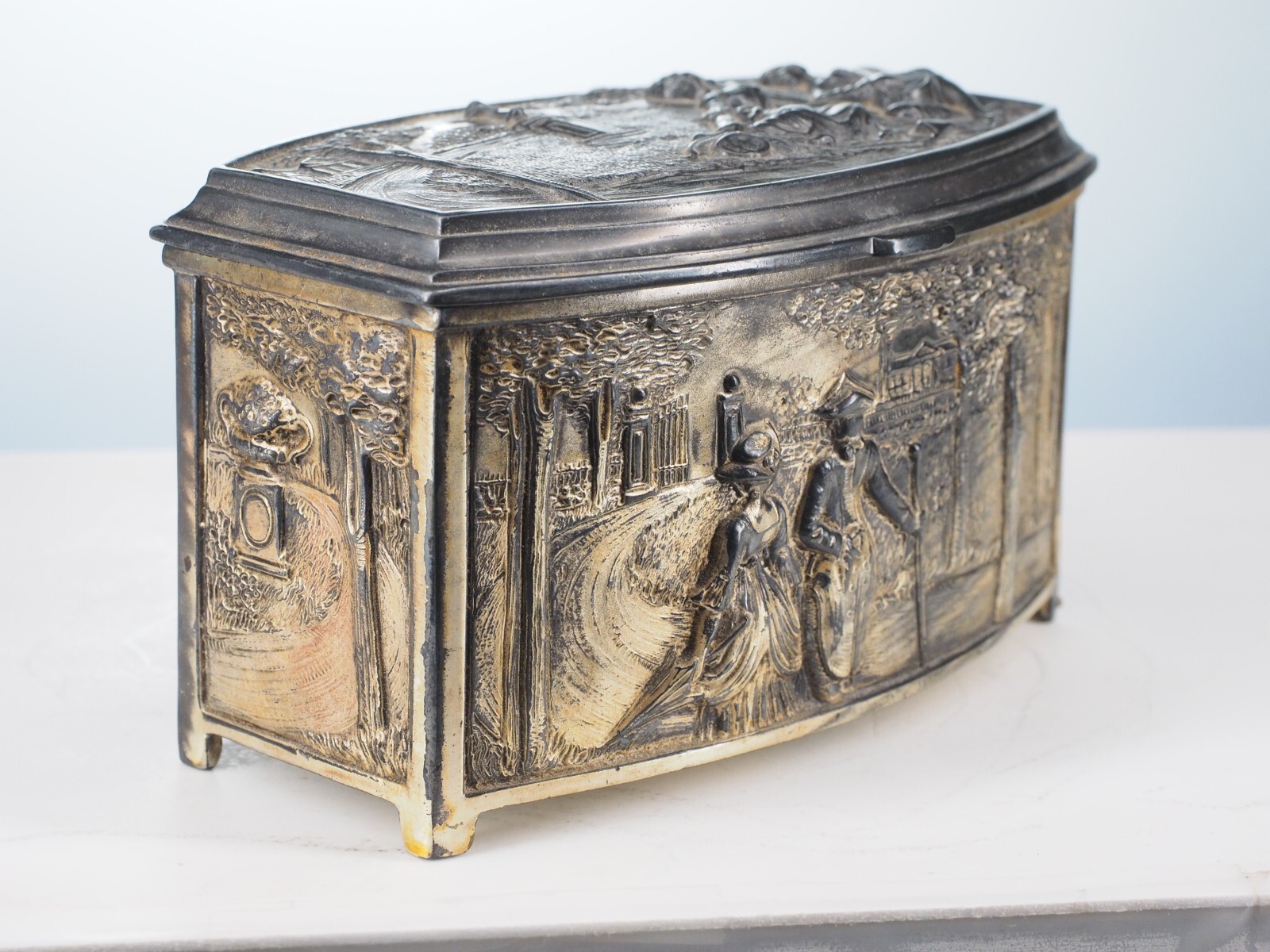 Antique metal jewelry casket box marked W.B Mfg. Co. Weidlich Brothers