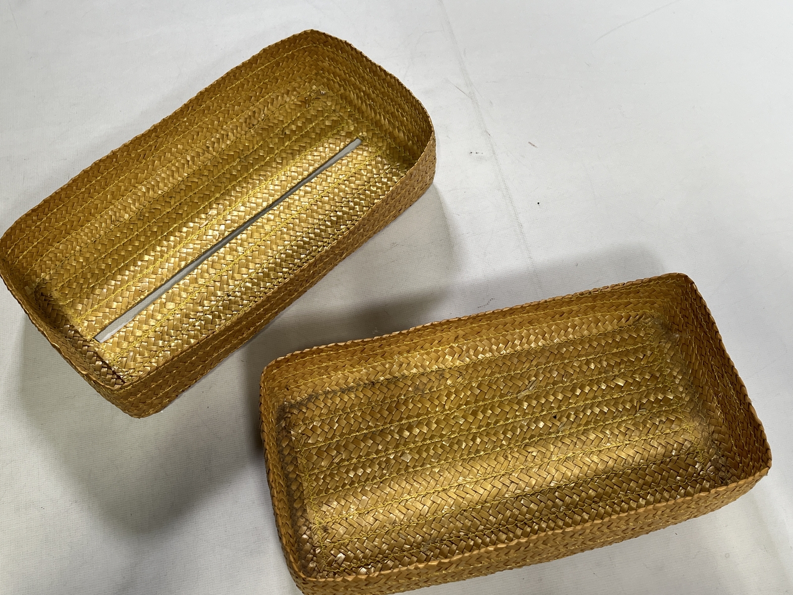 Tan Woven Basket Flat Tissue Box Holder EUC - Picture 2 of 4