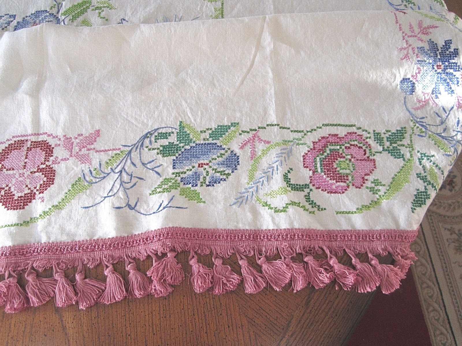 HAND EMBROIDERED LINEN TABLECLOTH~70” X 50” CROSS-STITCH & LUSH FRINGE
