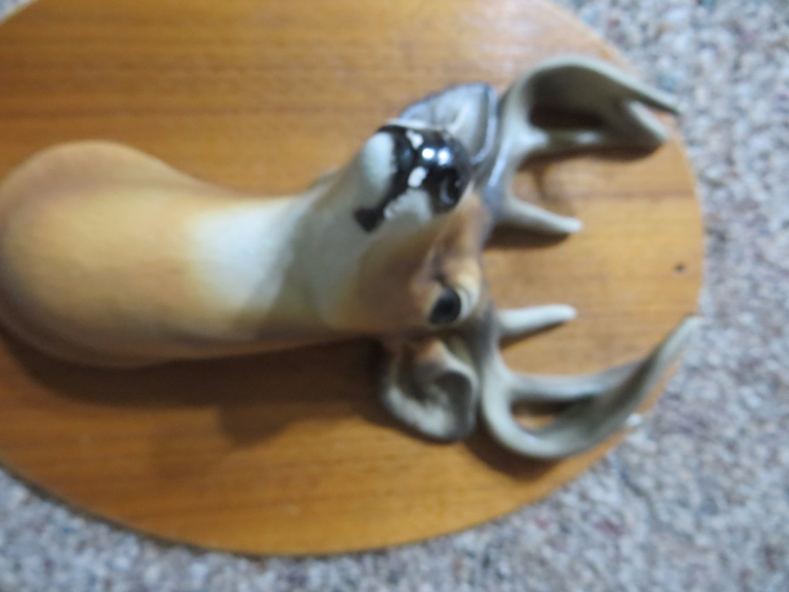 10 POINT BUCK WHITETAIL DEER CHALK WARE DISPLAY WALL HANGER,RHINELANDER WIS