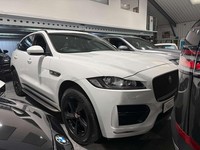 2016 Jaguar F-Pace 2.0 F-Pace R-Sport AWD D Auto 4WD 5dr SUV Diesel Automatic