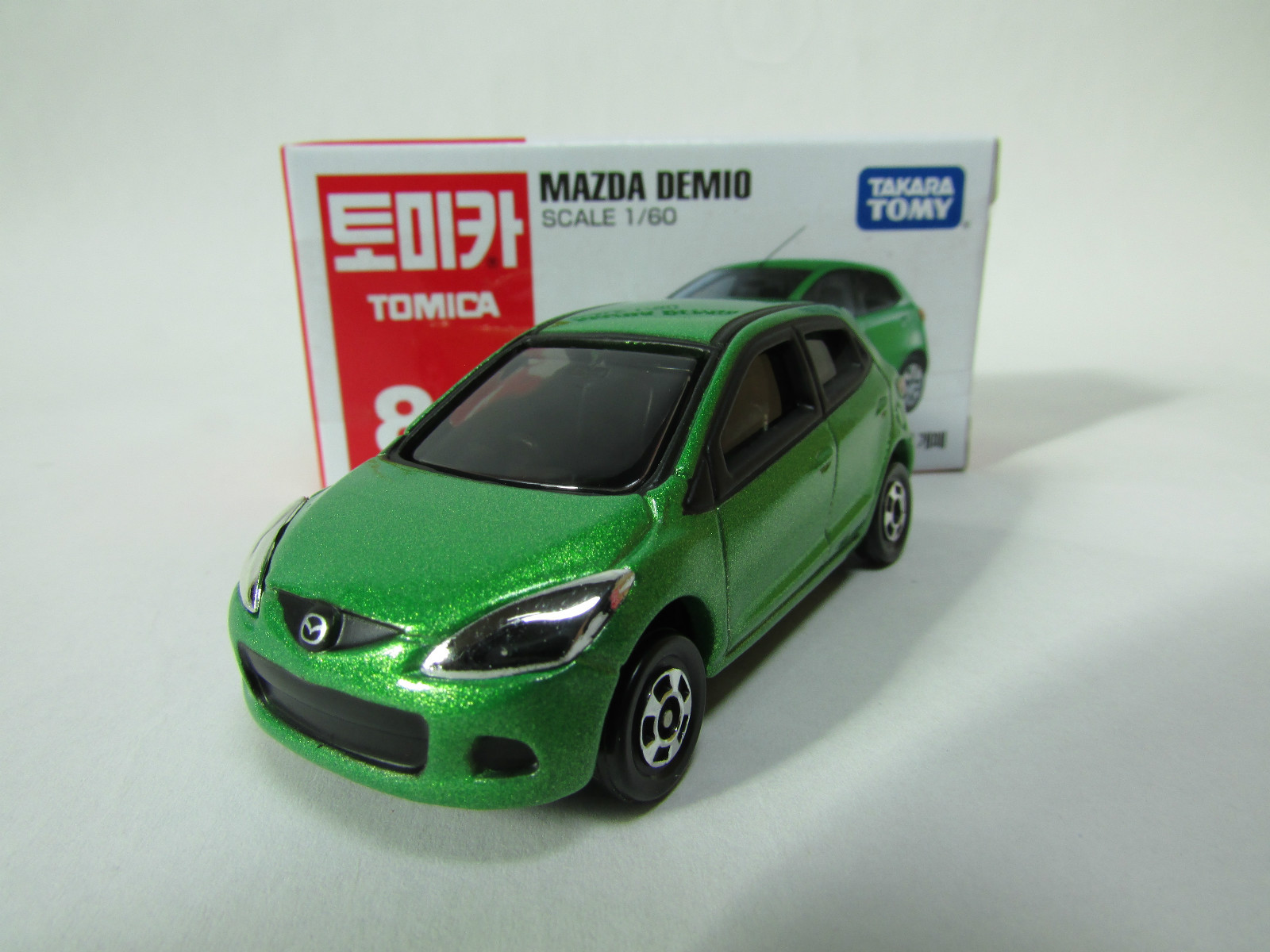 mazda 3 tomica