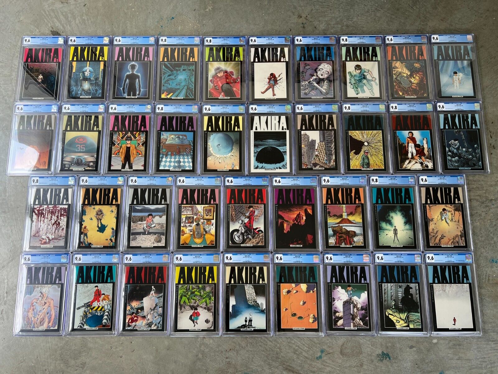 Akira #1-38 COMPLETE SET (Marvel/Epic Comics) Graded CGC 9.6 Akira #1-38 COMPLETE SET (Marvel/Epic Comics) Graded CGC 9.6