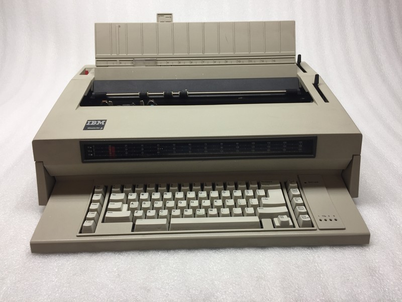 IBM typewriter photos of IBM Wheelwriter 3 by year then serial number