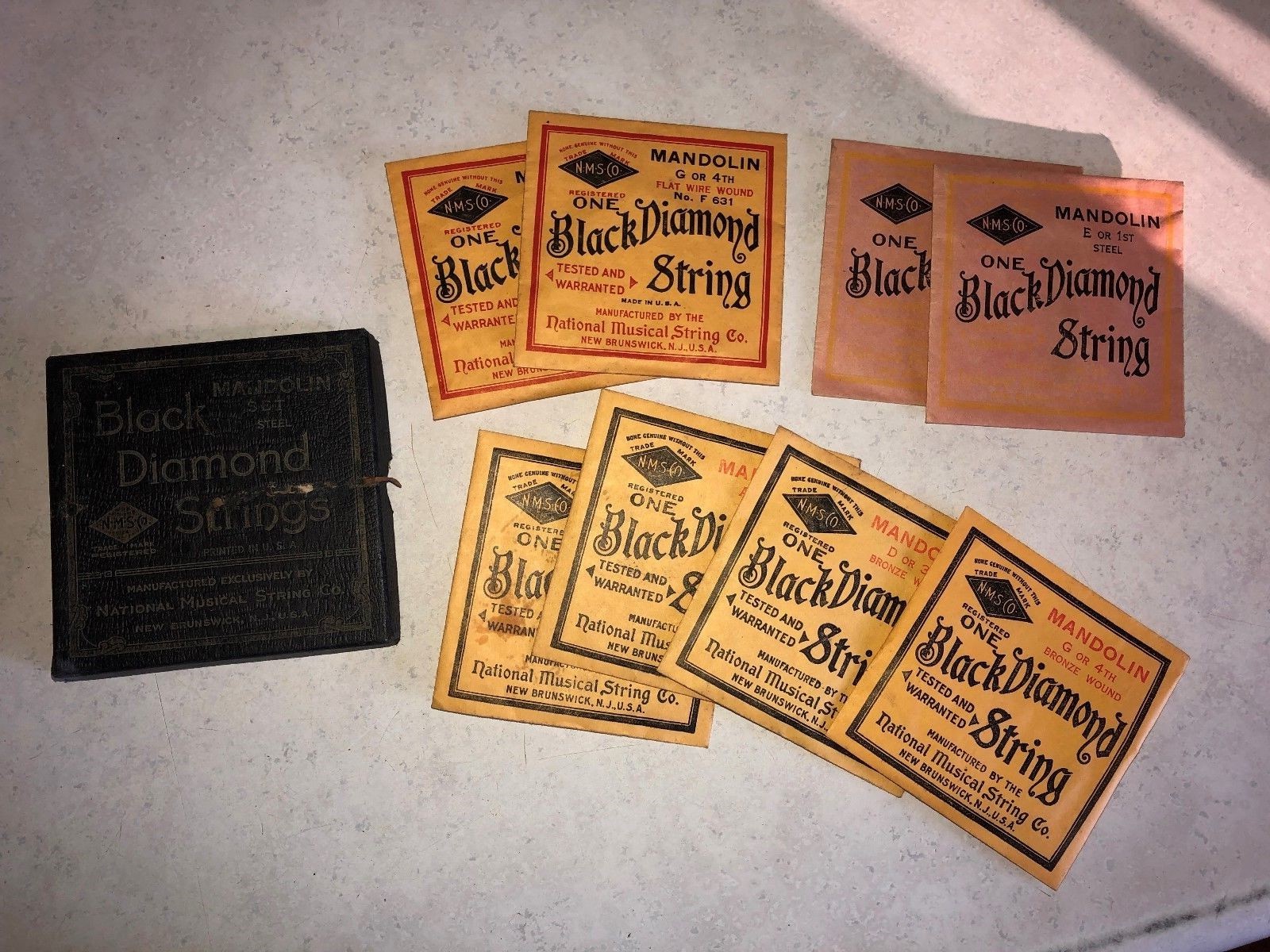 Vintage Black Diamond Mandolin Strings w/ box