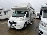 Elddis Suntor 140 Overcab Double Rear Lounge